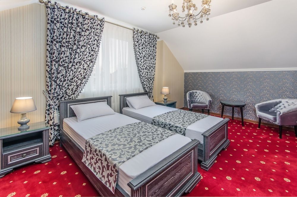 undefined Park Lane Hotel 4