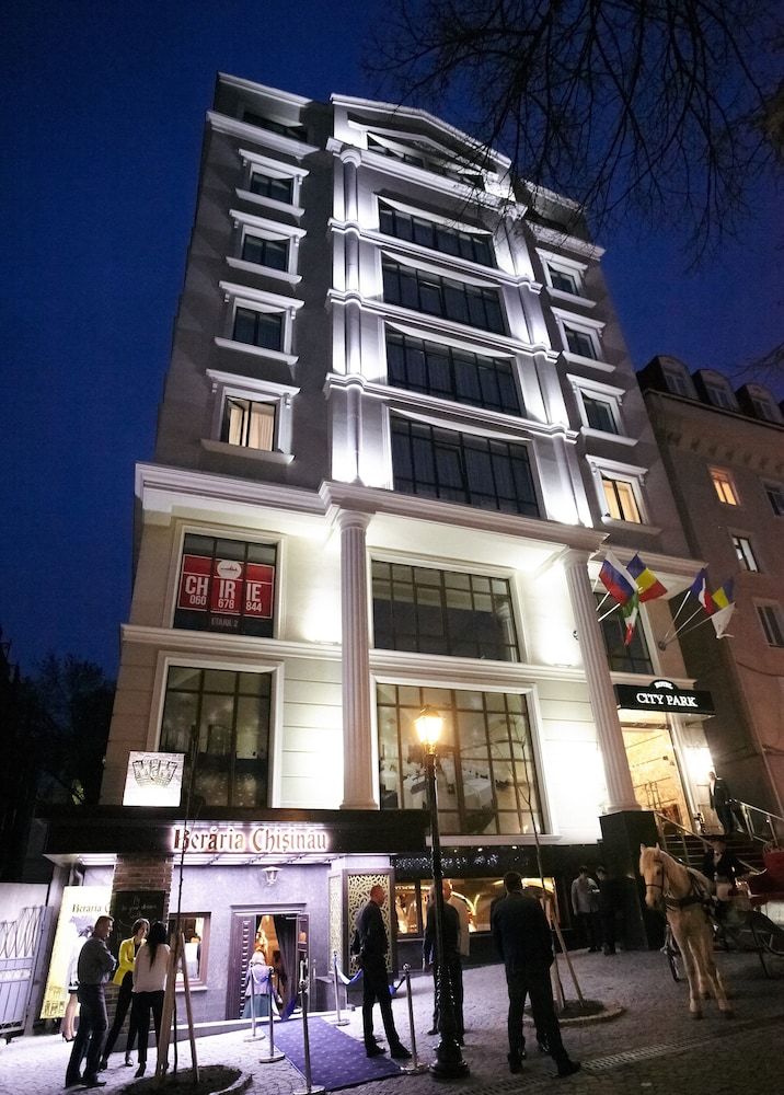 undefined City Park Hotel 6