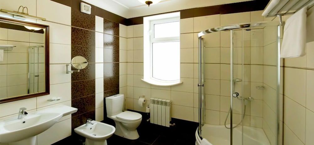 Villa Rossa Standard Double Room 3