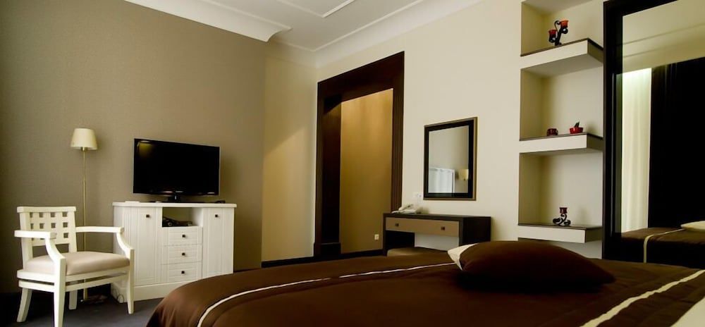 Villa Rossa Standard Double Room 3