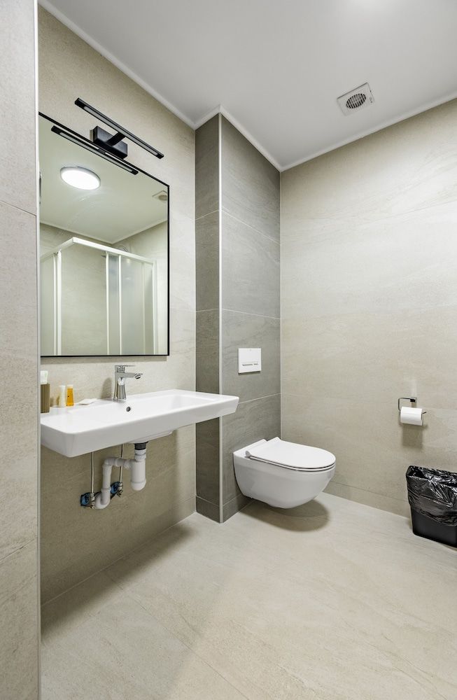 Regency Hotel Superior Twin Room, Multiple Beds, Non Smoking, City View 5