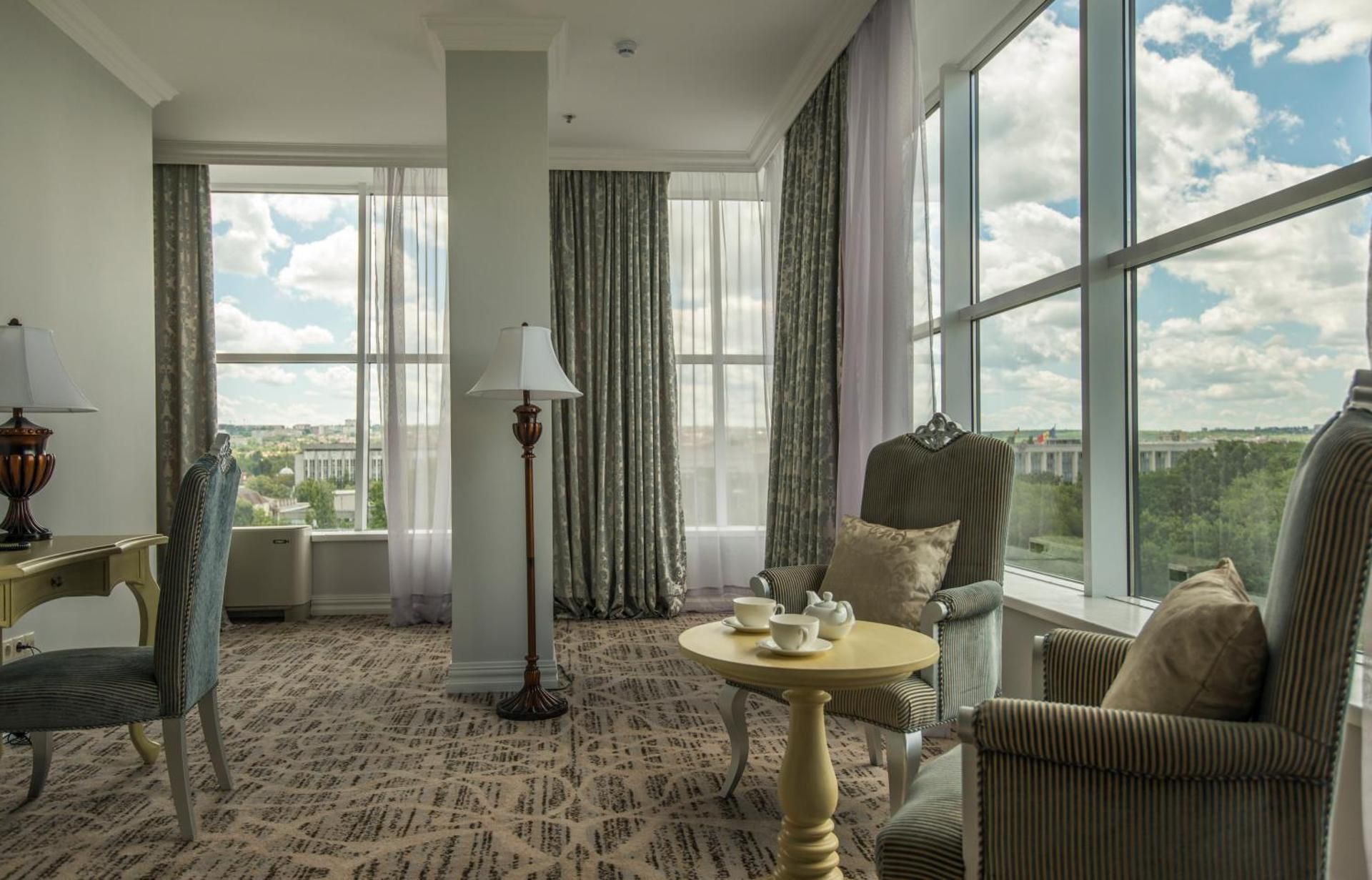 undefined Bristol Central Park Hotel 5