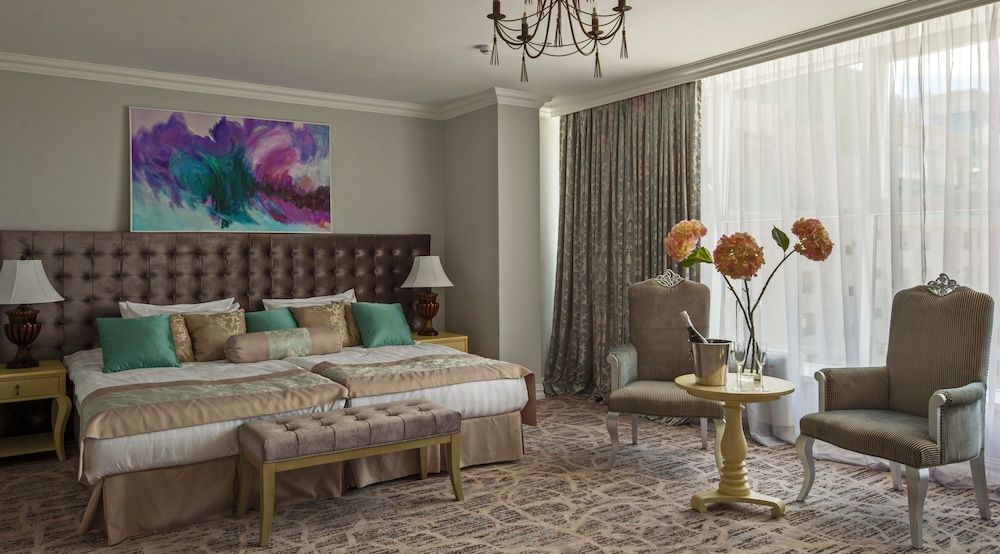 Bristol Central Park Hotel Standard Double or Twin Room 2