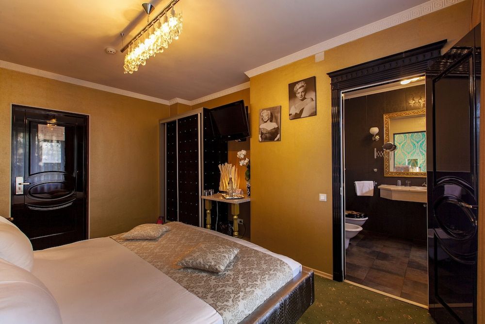 undefined Weekend Boutique Hotel 5