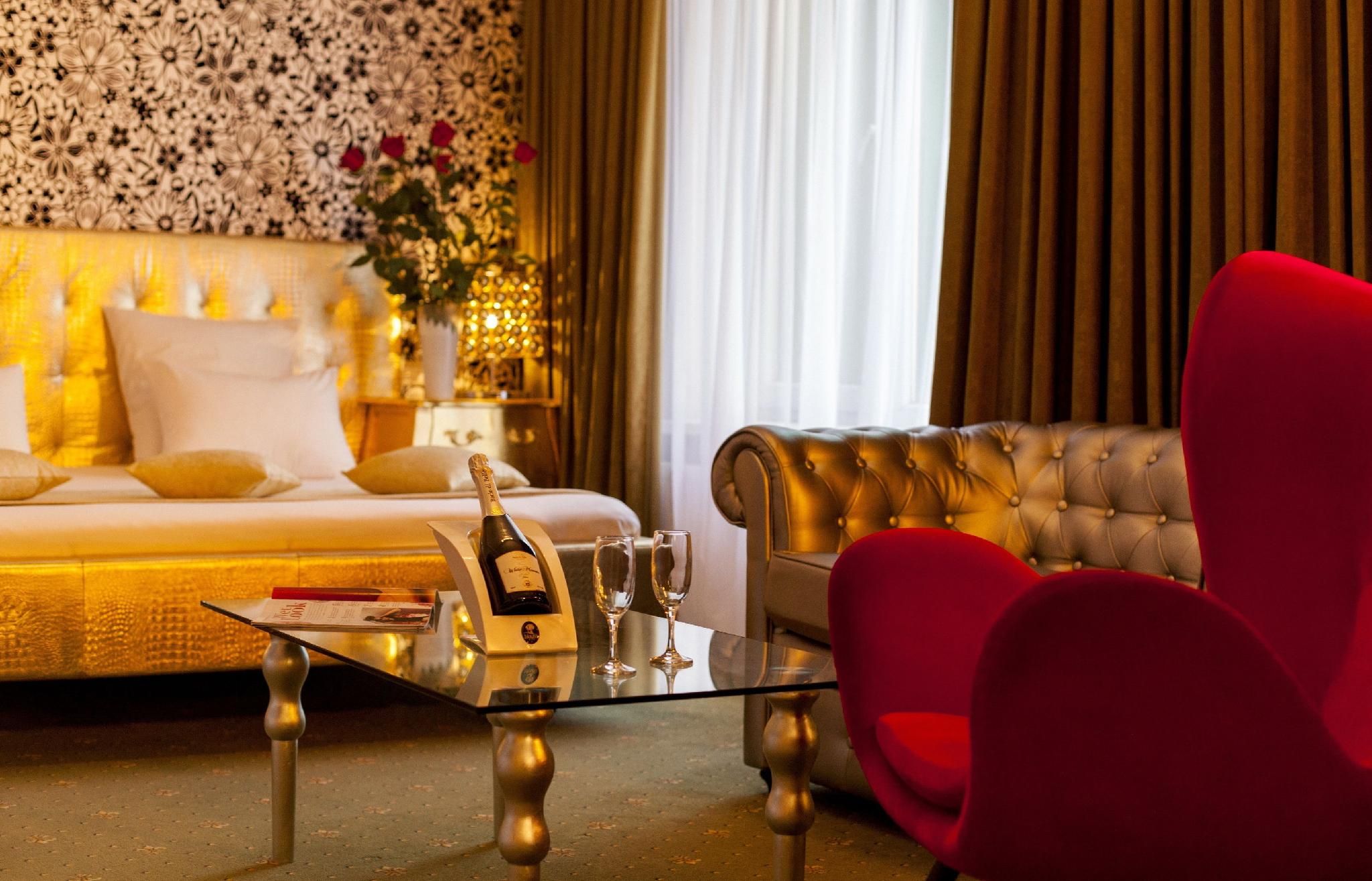 undefined Weekend Boutique Hotel 9