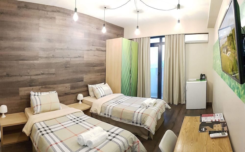 Wine Hotel Standard Twin Room 2