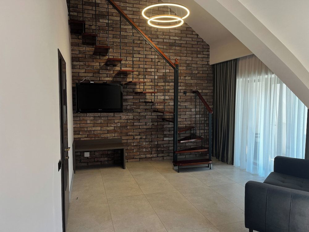 undefined Komilfo Hotel 3