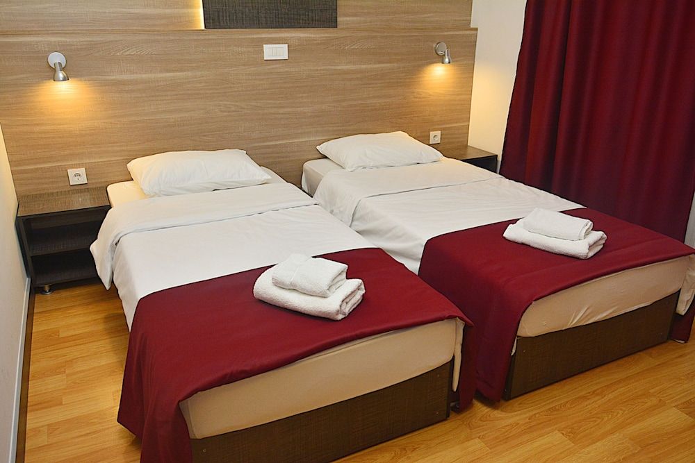 Hotel De KOKA Standard Twin Room, 2 Twin Beds 5