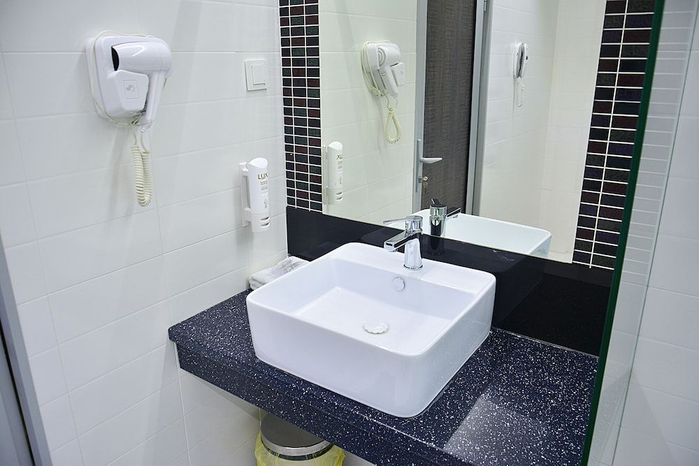 Hotel De KOKA Standard Twin Room, 2 Twin Beds 11