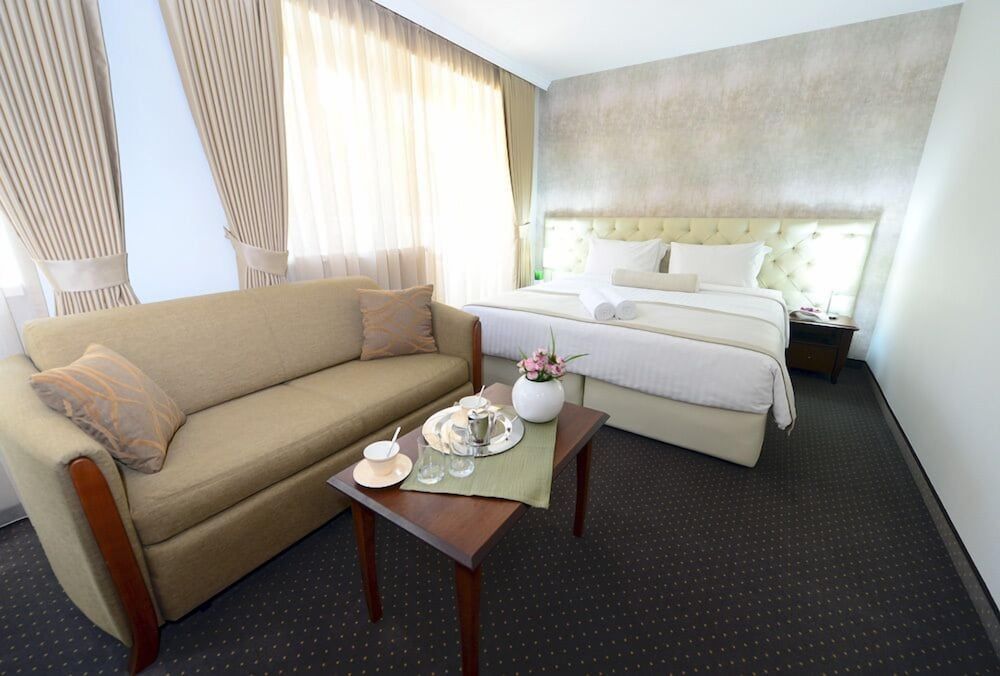 Hotel Alexandar Square Boutique Deluxe Room, Balcony 2