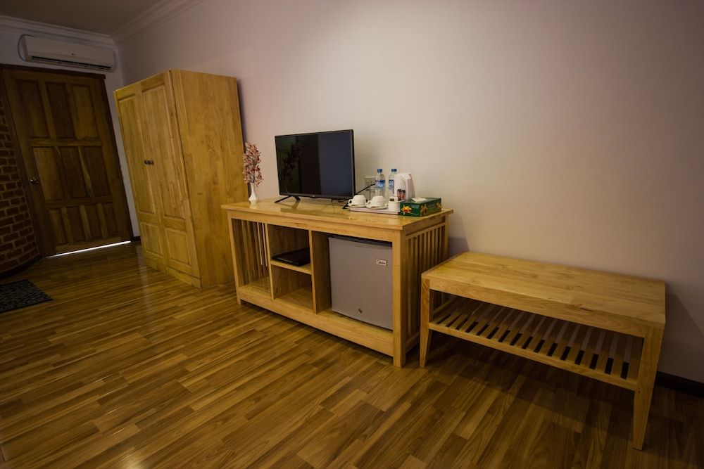 Royal Nadi Resort Superior Room 6