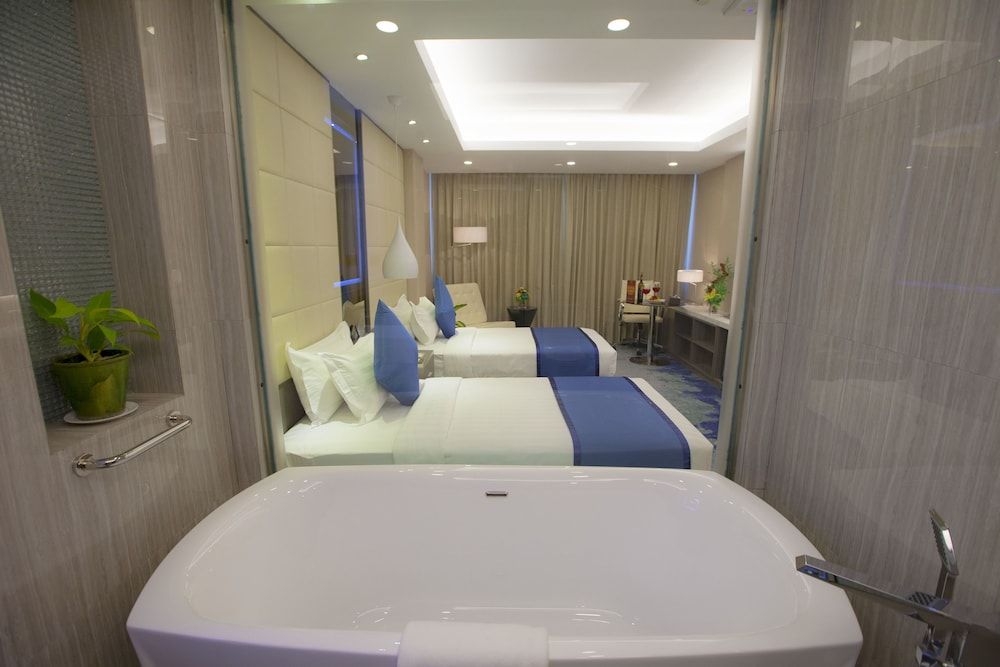 Grand Palace Hotel Grand Room 7