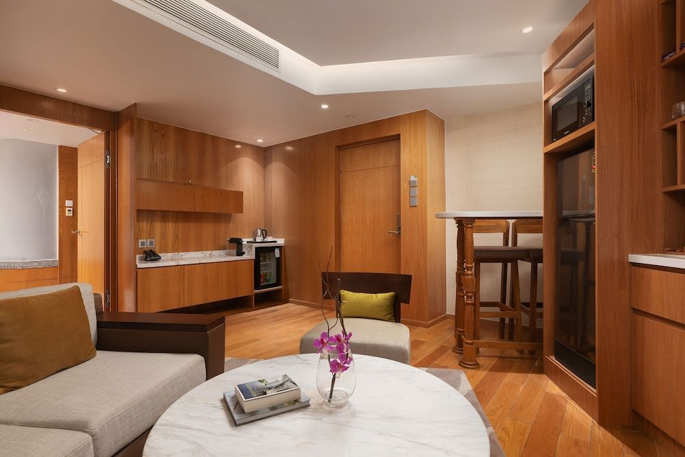 Melia Yangon The Level, Junior Suite 9