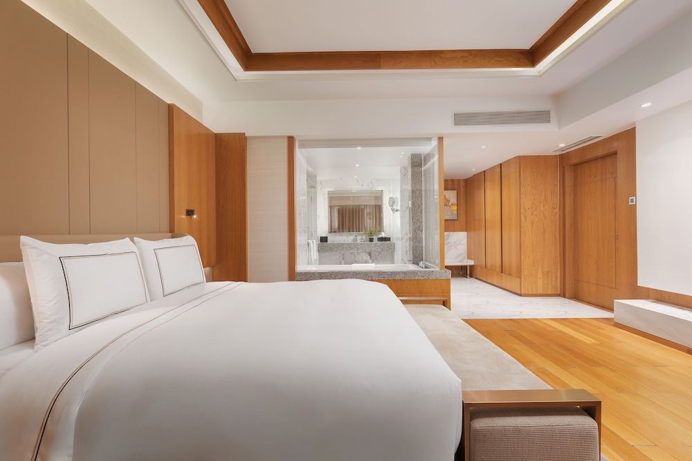 Melia Yangon The Level, Junior Suite 4