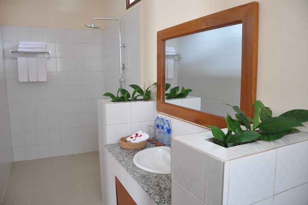 Trinity Family Inn Family Room 7