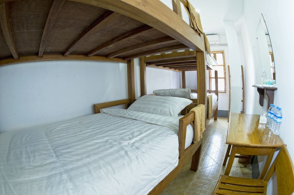 Season B&B - Ngapali - Hostel Shared Dormitory 3