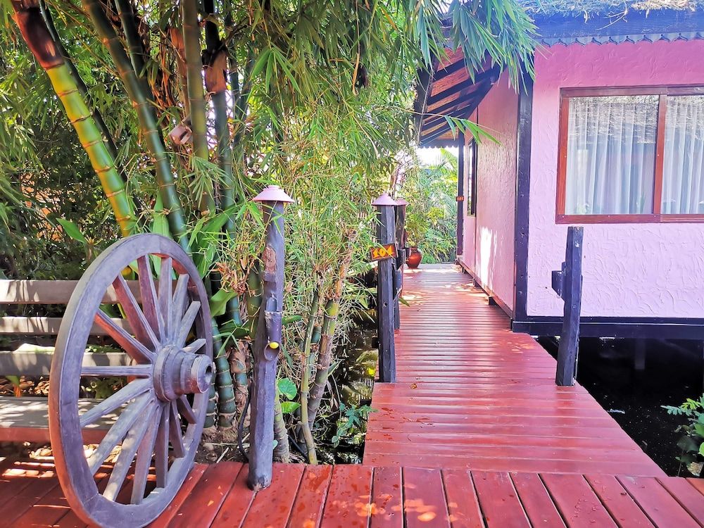 Viewpoint Ecolodge Triple Deluxe 8