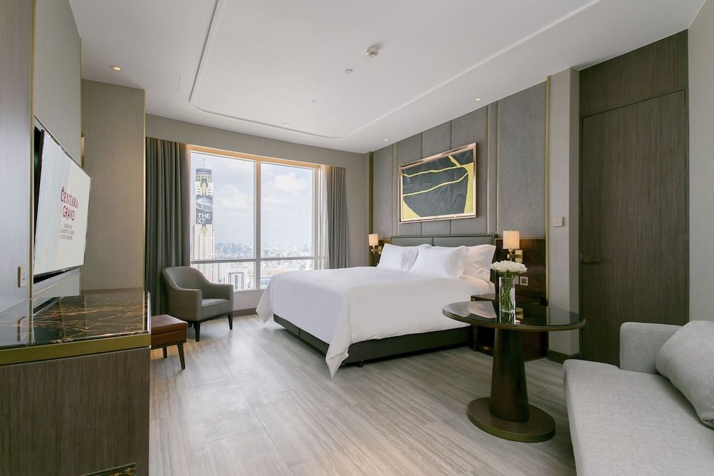 Deluxe Room, 1 King Bed (Club)