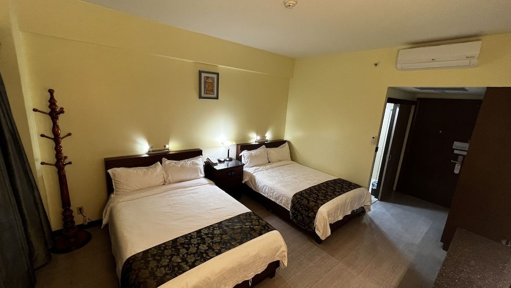 Serenti Hotel Family Room, 2 Double Beds 2