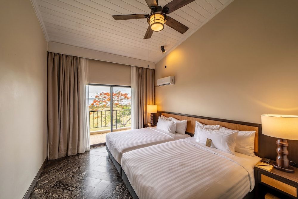 Coral Ocean Resort Family Villa 3