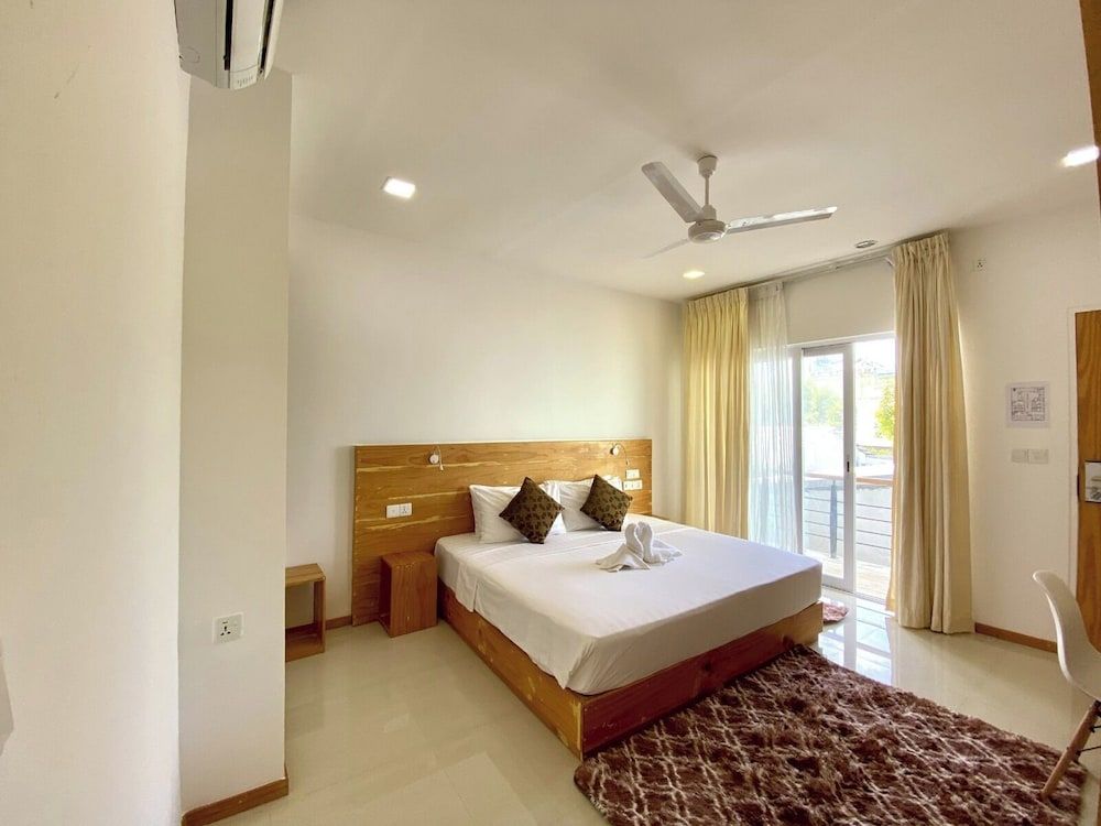 Alaika Maafushi Luxury Double Room, 1 King Bed 2