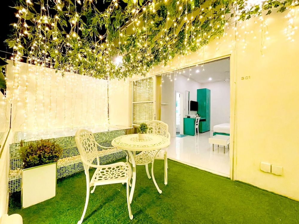 Planktons Beach Suite, Terrace, Ocean View 2