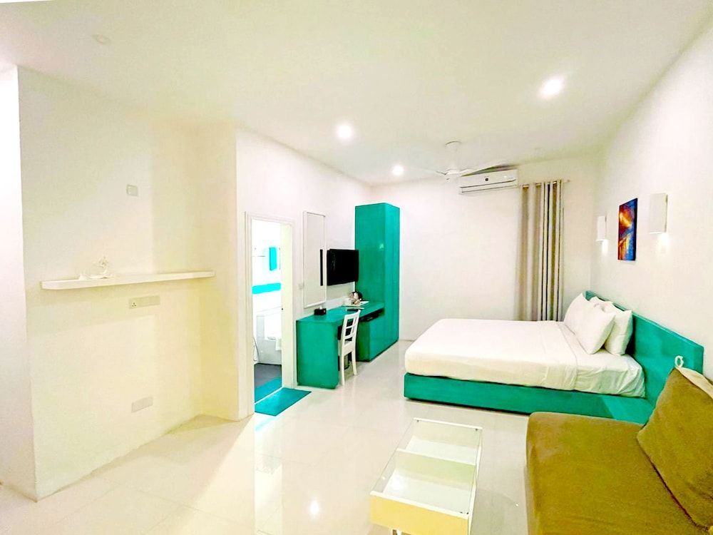 Planktons Beach Suite, Terrace, Ocean View 5