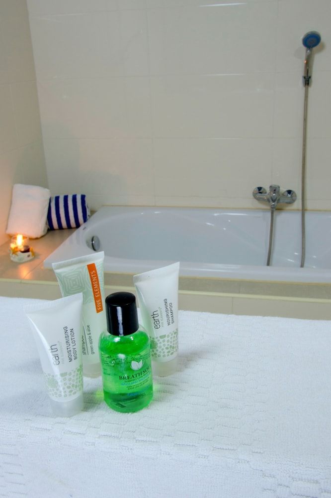 Lagoon View Maldives Family Triple Room, Sea View 9