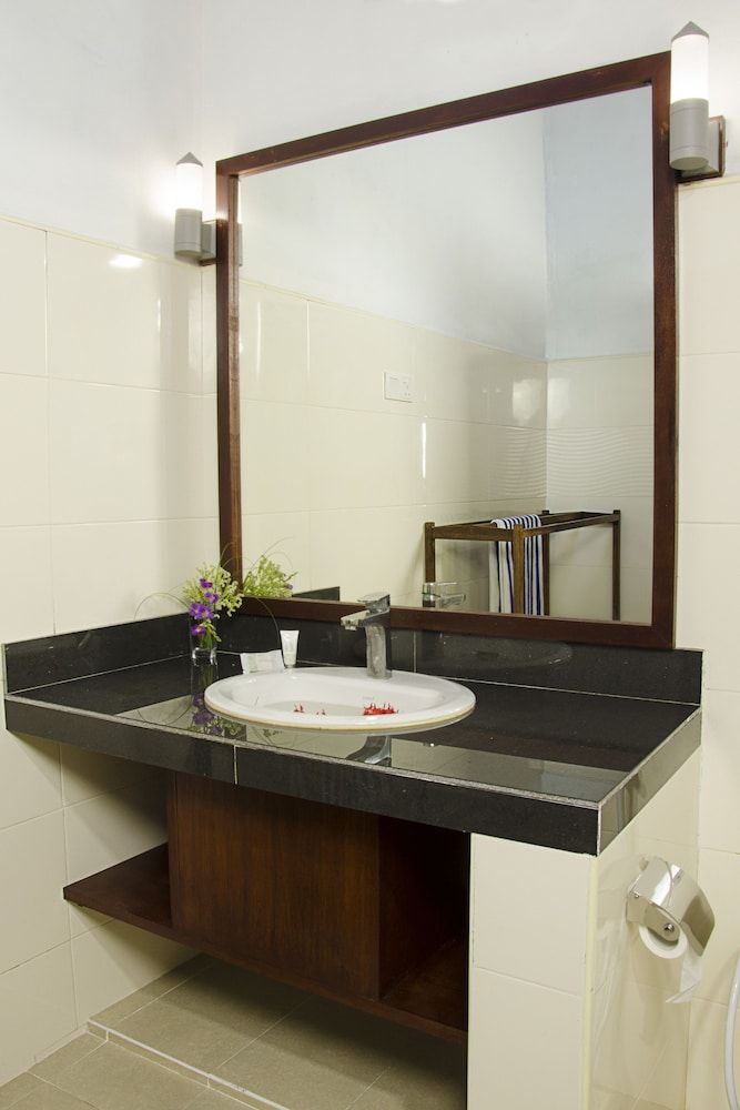 Lagoon View Maldives Family Triple Room, Sea View 7