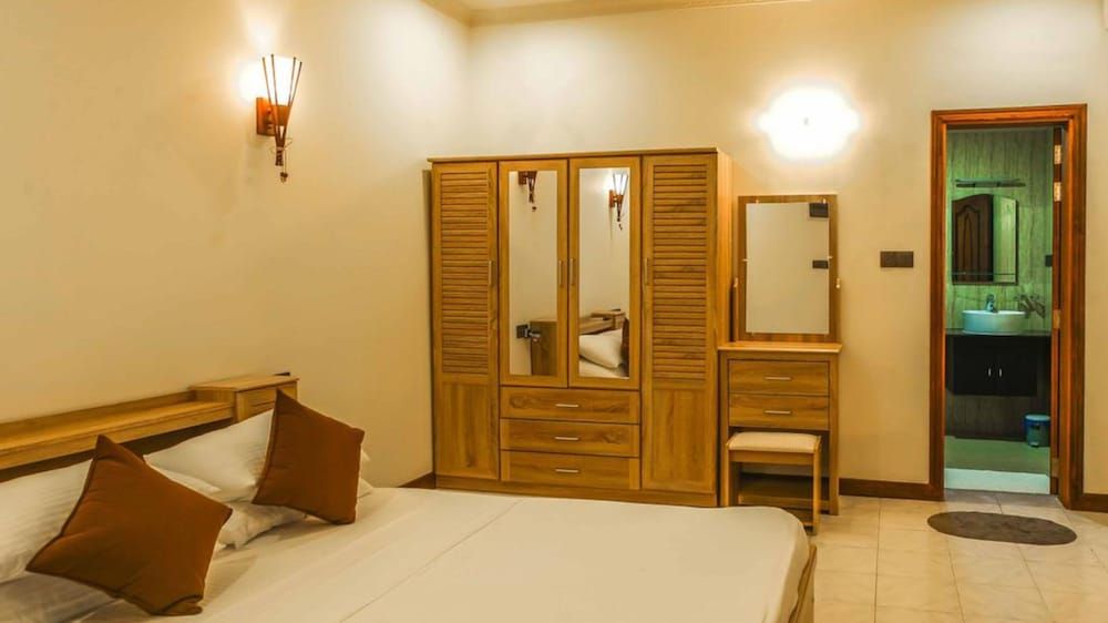 Banyan Villa Maldives Deluxe Room 4