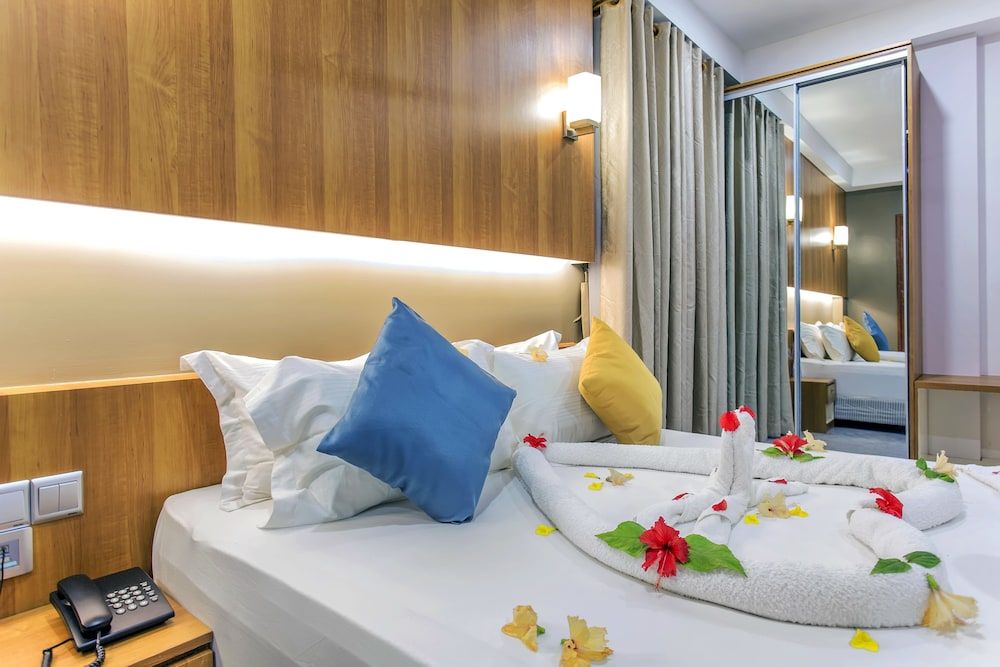 undefined Kuredhi Beach Inn 9