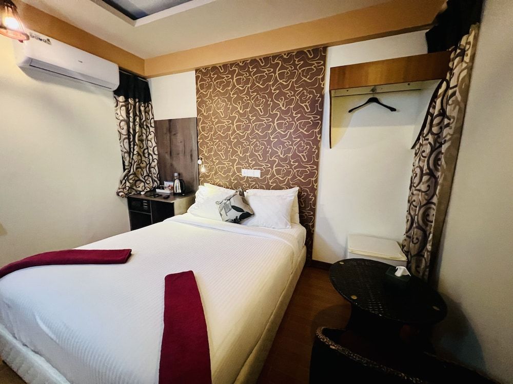 Turquoise Residence by UI Superior Double/Twin Room with return airport transfers 6