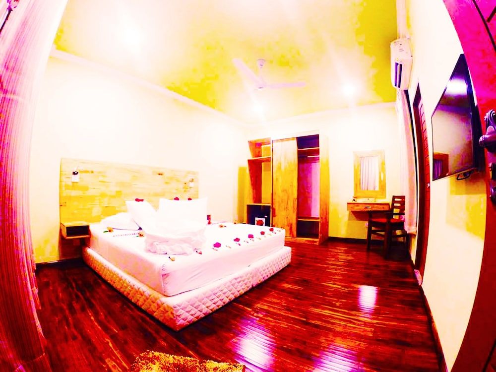 undefined Maafushi Village 2
