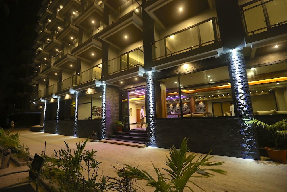undefined Kaani Grand Seaview 6