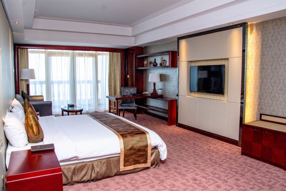 Maputo AFECC Gloria Hotel Deluxe Suite 6