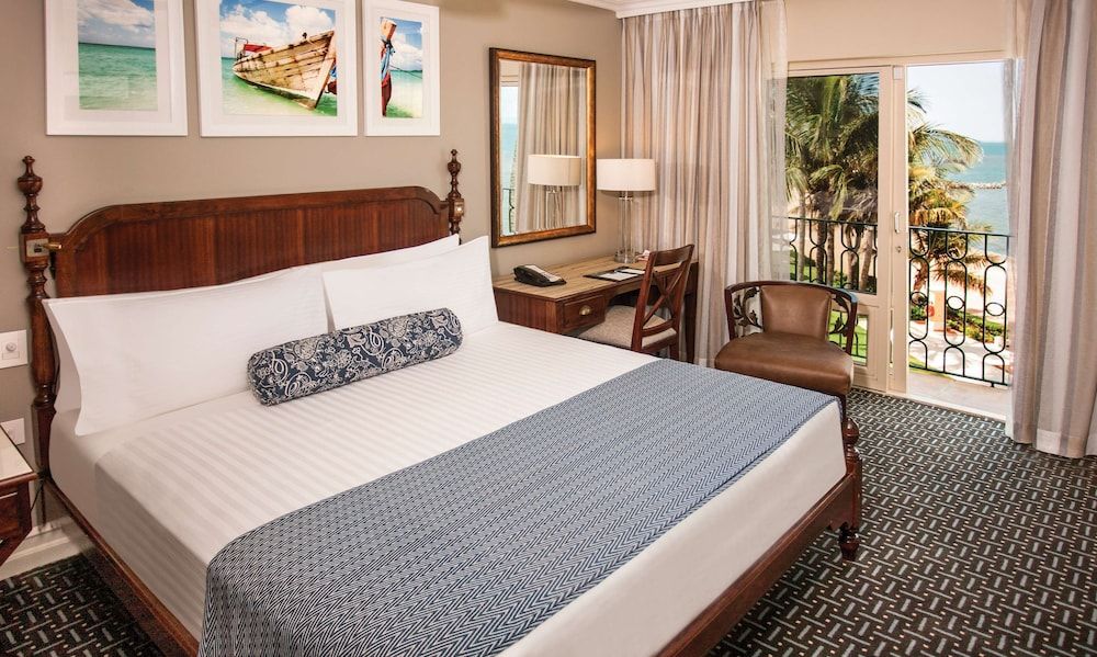 Southern Sun Maputo Presidential Suite 2