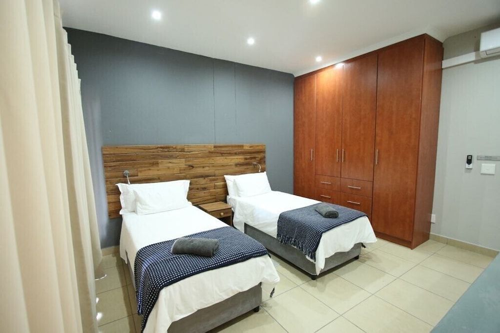 Vista do Mar Luxury Twin Room 2