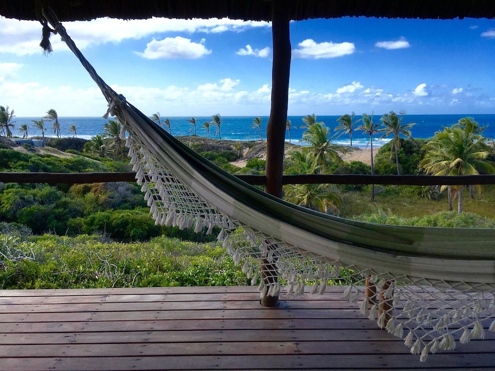 Travessia Beach Lodge