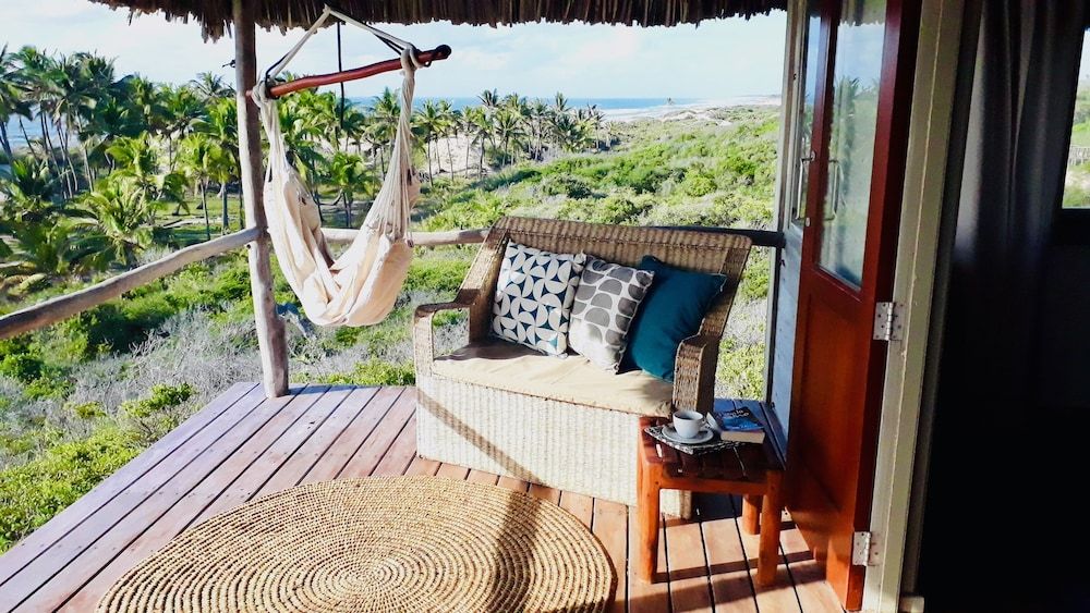 Travessia Beach Lodge