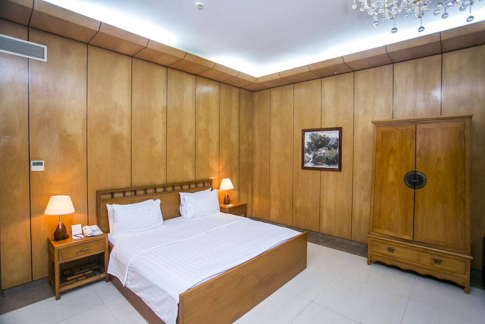 Lagos Oriental Hotel Superior Room 2