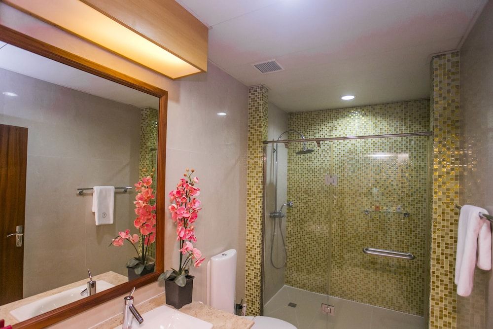 Lagos Oriental Hotel Junior Suite, Lagoon View 7