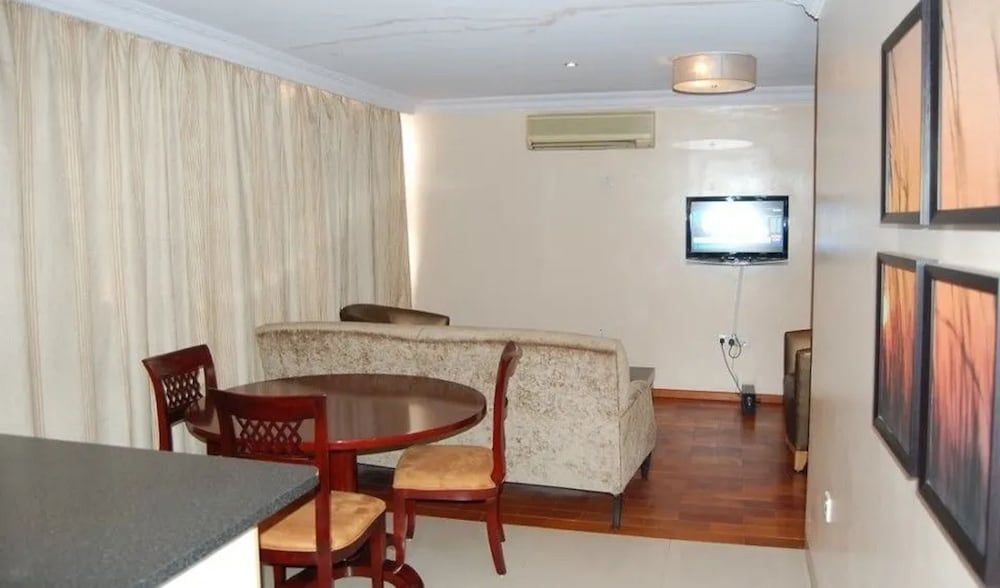 Owu Crown Hotel Luxury Apartment 6
