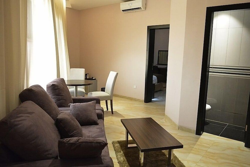 De Santos Hotel Awka Suite, City View 3