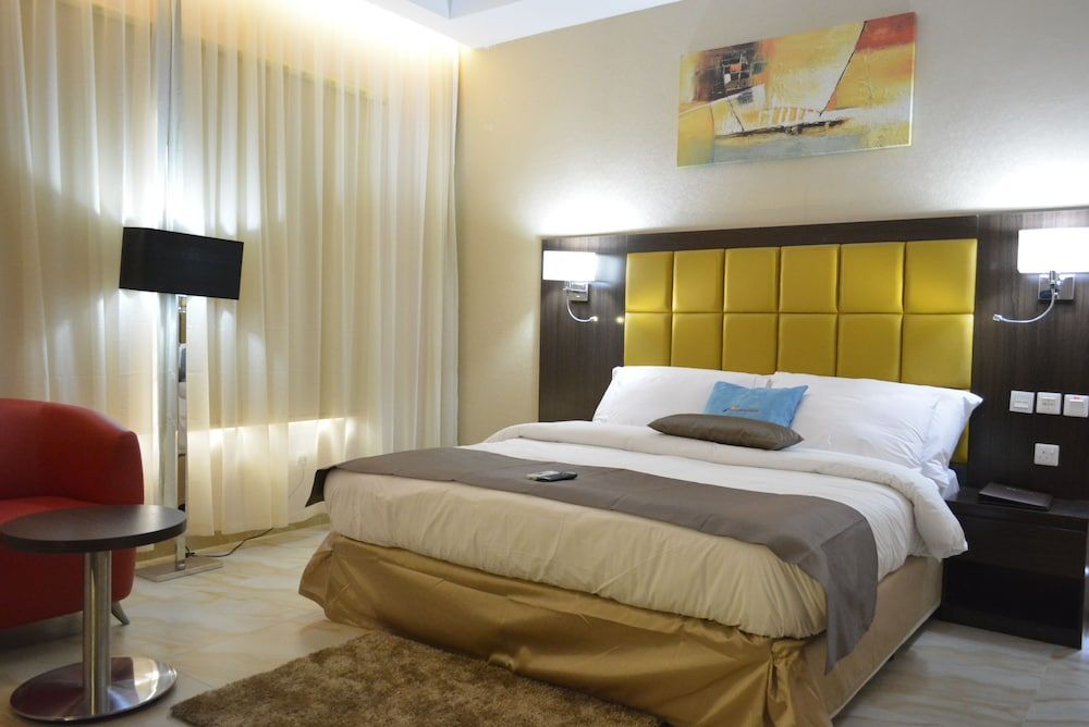 De Santos Hotel Awka Standard Room, 1 King Bed, City View