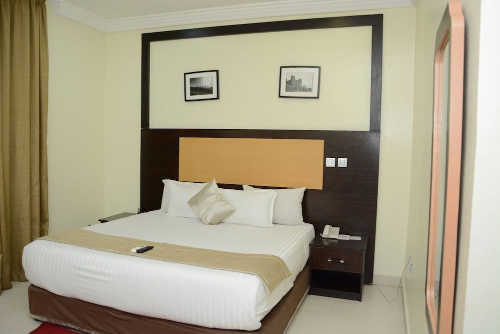 Warri Wetland Hotel Executive Room 2