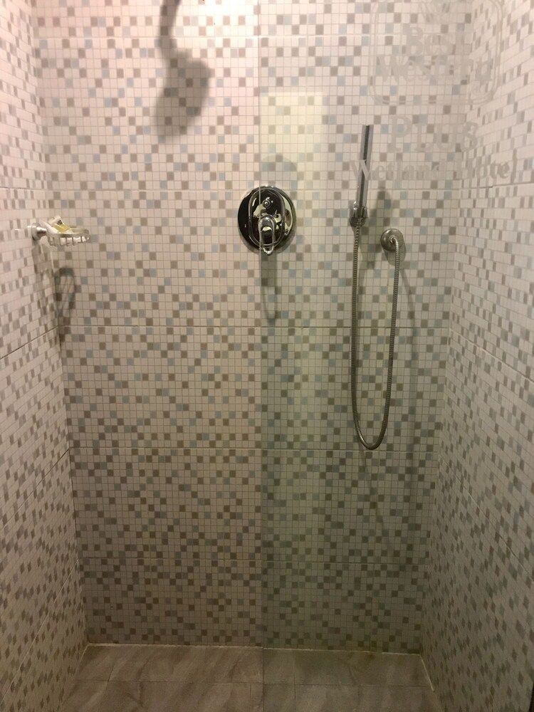 Warri Wetland Hotel Deluxe Room 11