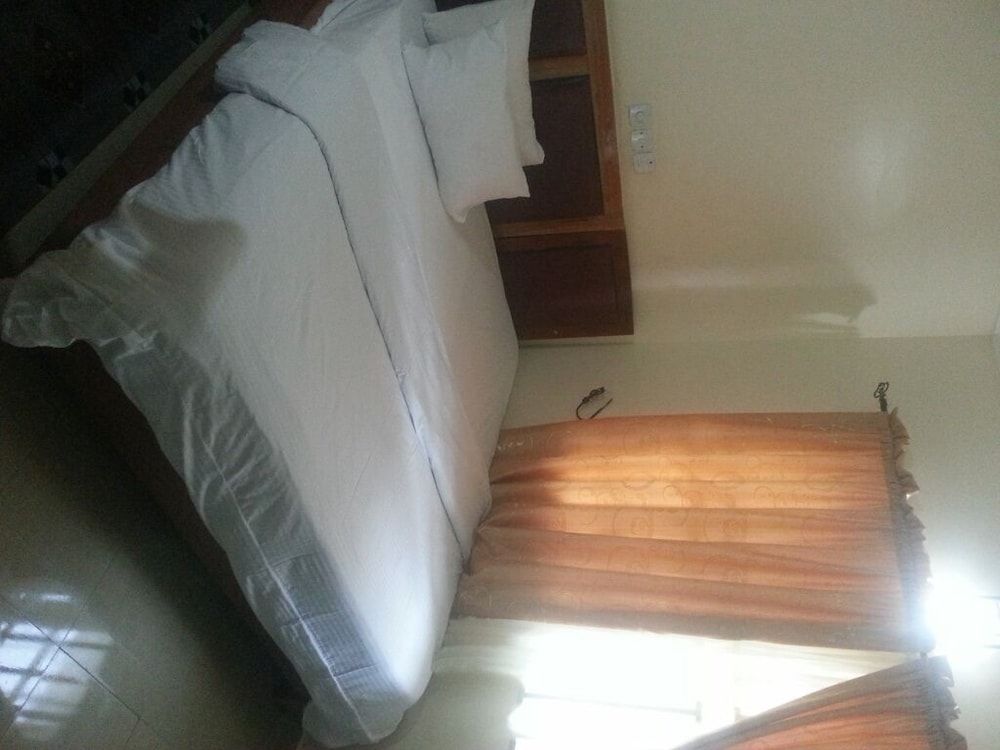 Definite Destiny Asaba Executive Room, 1 Bedroom, City View 2