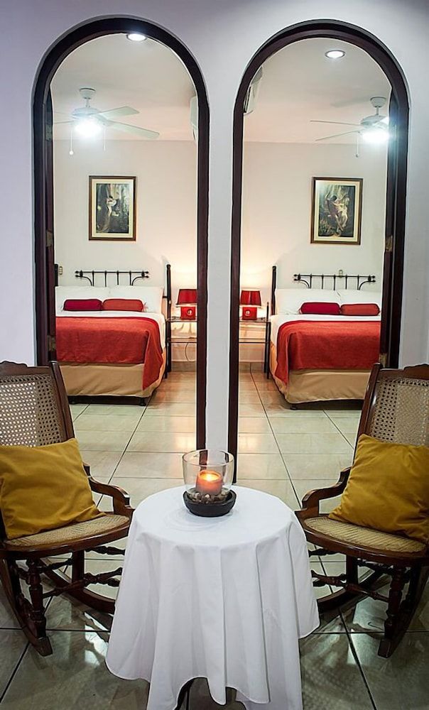 Double Room, 2 Queen Beds