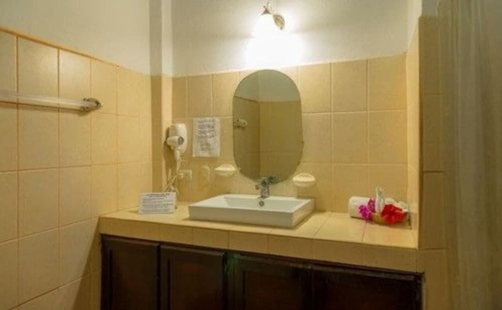 Basic Quadruple Room, 1 Bedroom, Pool View, Tower