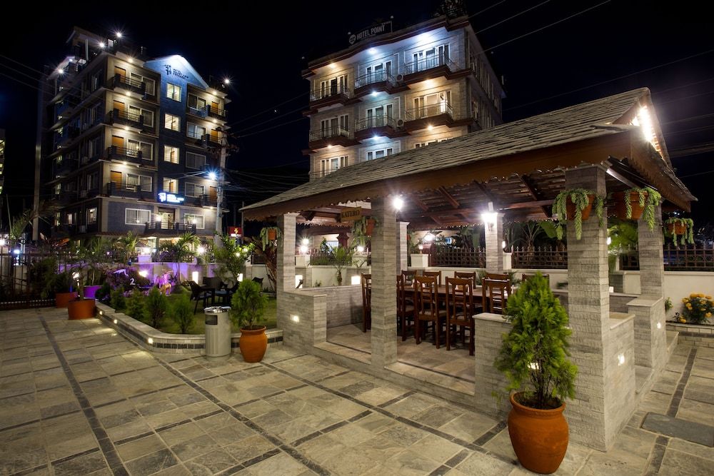 undefined Hotel White Pearl 4